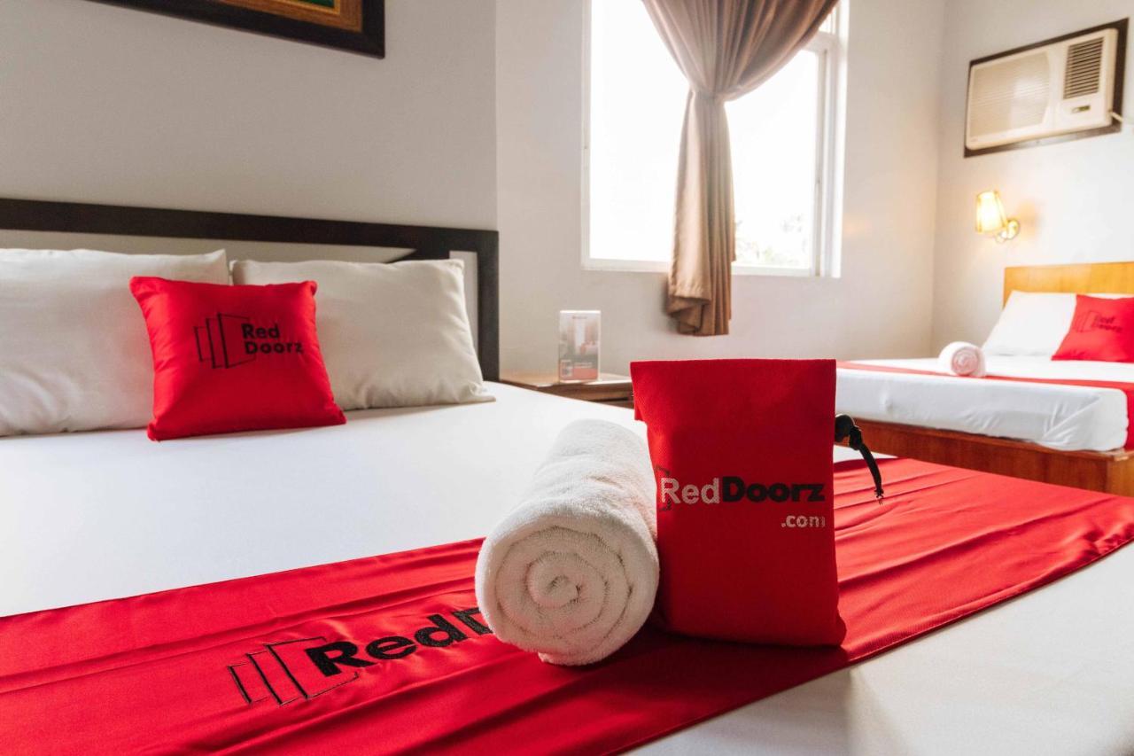 Reddoorz Plus @ Tayuman Manila Eksteriør bilde